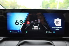 [연속기획] 일요서울 카스토리 (264) 르노 세닉 E-테크...패밀리 전기 SUV의 새 기준, 효율·공간·재미까지 잡았다