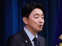 김태흠 현 지사 대 강훈식 대통령비서실장 대결 성사 관심