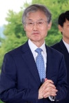 이 대통령과 맞선 대법원장… 조희대, 사법부 독립인가 정치적 승부수인가