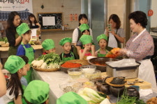 대아청과, 무료 어린이 김치 클래스 운영