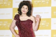 이영자 파격 드레스, 한껏 부풀린 헤어…유재석 사자 같다