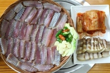 코가 뻥! 눈물 찔끔! 15년 삭힌 홍어요리의 맛 노적봉 광주점