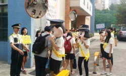 부천소사경찰서, 성주중 정문·통학로 학교폭력 예방 캠페인 실시