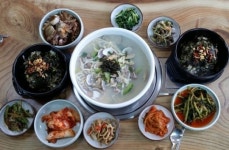 [김포 맛집] 칼칼한 면발 호로록...문씨네 대부도 칼국수집