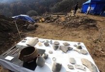 용인 서봉사지터서 발굴된 고려 추정 유물