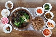 [포천 맛집] 한방국물 백숙이 보글보글...신읍동 호병골 산아래