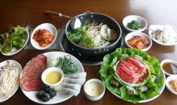 [과천 맛집] 샤브샤브 쌈에 달콤한 콩소스 군침...문원동 만조