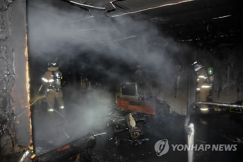 신림동 다세대주택 화재, 주민 5명 대피…10대 학생 방화범살인자 현행범 고발중