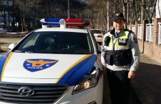 궂은 일에도 웃는 열혈 미세스 캅...한문자 연수경찰서 동춘지구대 경위