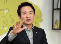 남경필 경기도지사 작아도 실력있는 기업 전폭 지원...경기도주식회사 만들 것