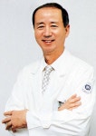 이태훈 가천대 길병원 의료원장, 인천 지역 보건 의료 발전 공로 감사패 받아