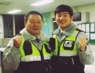 현장 매뉴얼대로 착착...시민생명 구한 고양경찰서 한영현 경위·김대현 경장