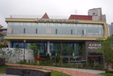 뛰고·만지고…화성시립도서관서 놀며 배우자
