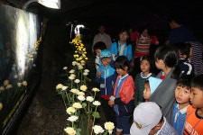 광명지역아동센터·화순청풍초 청소년, 라스코광명동굴전 관람