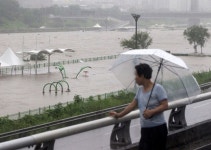 [오늘 날씨] 중부지방 시간당 20mm 강한 장맛비...수원 21~26도 인천 22~25도