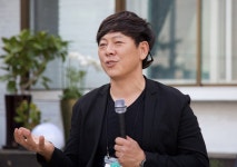 최태훈 조각가 "철의 무한변신에 가슴 벅차, 생명 불어넣는 작가 되고파"