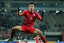 구자철 결승골 슈틸리케호, 우즈베크에 2-1 역전승