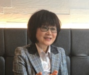 김금자 여성경제인협 경기지회장 비전 공유하며 불황 이겨야죠