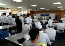 고봉 중·고, 친구에게 빵 대접하기 행사 가져