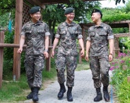 8사단 공병대대 장병 3명, 쓰러진 시민 생명 구하다