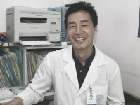 박수길 평택시약사회장 어머니 위해 들어선 의료인의 길… 이젠 지역 돌보죠