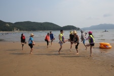 서해의 보물섬 덕적도, 푸른 물결 초록 세상…숲과 바다 한 번에 즐긴다