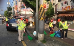 제종길 안산시장, 일동 거리청소 실시