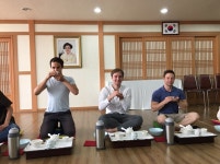 한국차문화협회, 독일 의학도 대상 한국의 전통 차 예절 전수