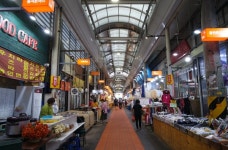 오산 오색시장, 돌출간판 및 도로포장 등 메인거리 컬러조닝