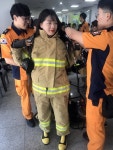 용인소방서, 제6회 용인시민 한끼 사랑나눔 행사장서 119체험코너 운영
