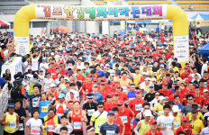 제 5회 김포한강평화마라톤대회, 10일 오전 3천여명 몰리며 성황