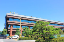 시간이 멈춰버린 작은마을… 광명의 시작이었다