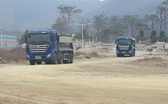 이천 덕평산단, 건폐물 야적에 비산먼지도 무방비