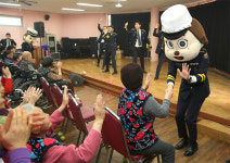 경기남부지방경찰청, 노인요양시설 찾아 봉사활동 실시