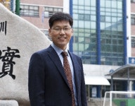 [인터뷰] 김윤기 소사고 교장, 학생들과 운동 즐기는 교장