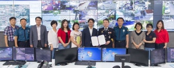 서부지법, 통합관제센터 개소식 참석자들과 함께 피해 복구와 새로운 시작을 알려