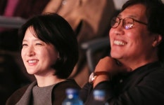 '가로채널' 이영애, 남편 정호영 한국레이컴 회장은 누구?…'20살 연상의 2조원대 재력가'