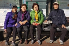 성남 버스정류장 7곳 온열의자 추위에도 따끈따끈