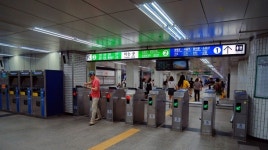 출입문 고장? 출근길 서울지하철 1호선 신도림~구로 방향 20분 지연