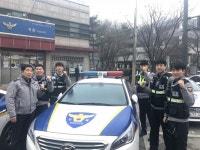 수원서부경찰서 매산지구대, 차량운전중인 심신미약자 가족에 인계