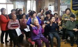 인천 미추홀구 숭의1·3동, 노래 재능기부 봉사활동 실시