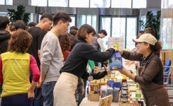 평택시, 지난 23일 삼성전자 평택캠퍼스에서 농특산물 직거래 장터 열어