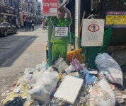 인하대 후문, 골목마다 무분별하게 버려지는 쓰레기로 몸살