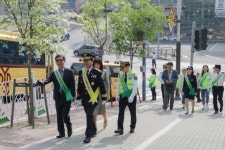 용인서부경찰서, 매봉초등학교에서 어린이 교통사고 예방을 위한 교통안전캠페인 실시