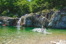 [금주의 경기도 추천 여행지] 자연과 함께 물놀이 즐기자!…가평 명지계곡·가평 어비계곡·포천 지장산 계곡·안양 삼막사계곡
