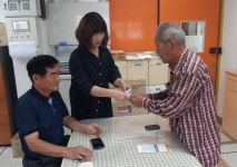 이천시 모가면 진가2리 김재술 노인회장, 진가초교에 장학금 1천만 원을 전달