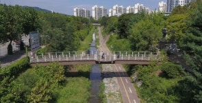 과천시, 도립도서관 인근 공원보도교 리모델링