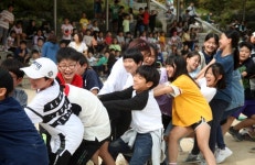 용인 매봉초, 의형제 놀이 한마당 실시