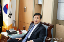 [학교탐방 인터뷰] 전윤수 봉일천중학교 교장 4차산업혁명 대비 창의성 인성 바른 인재 양성