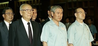 오늘(12월 12일) 맞아 1212사태 관심… 전두환·노태우 주측 하나회 군사반란